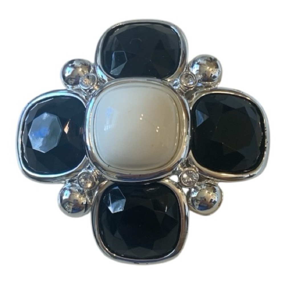 Elegant Black and‎ White Vintage Brooch Pin Silver Tone